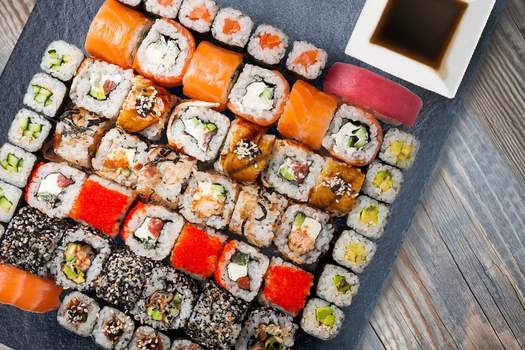 Роллы и суши